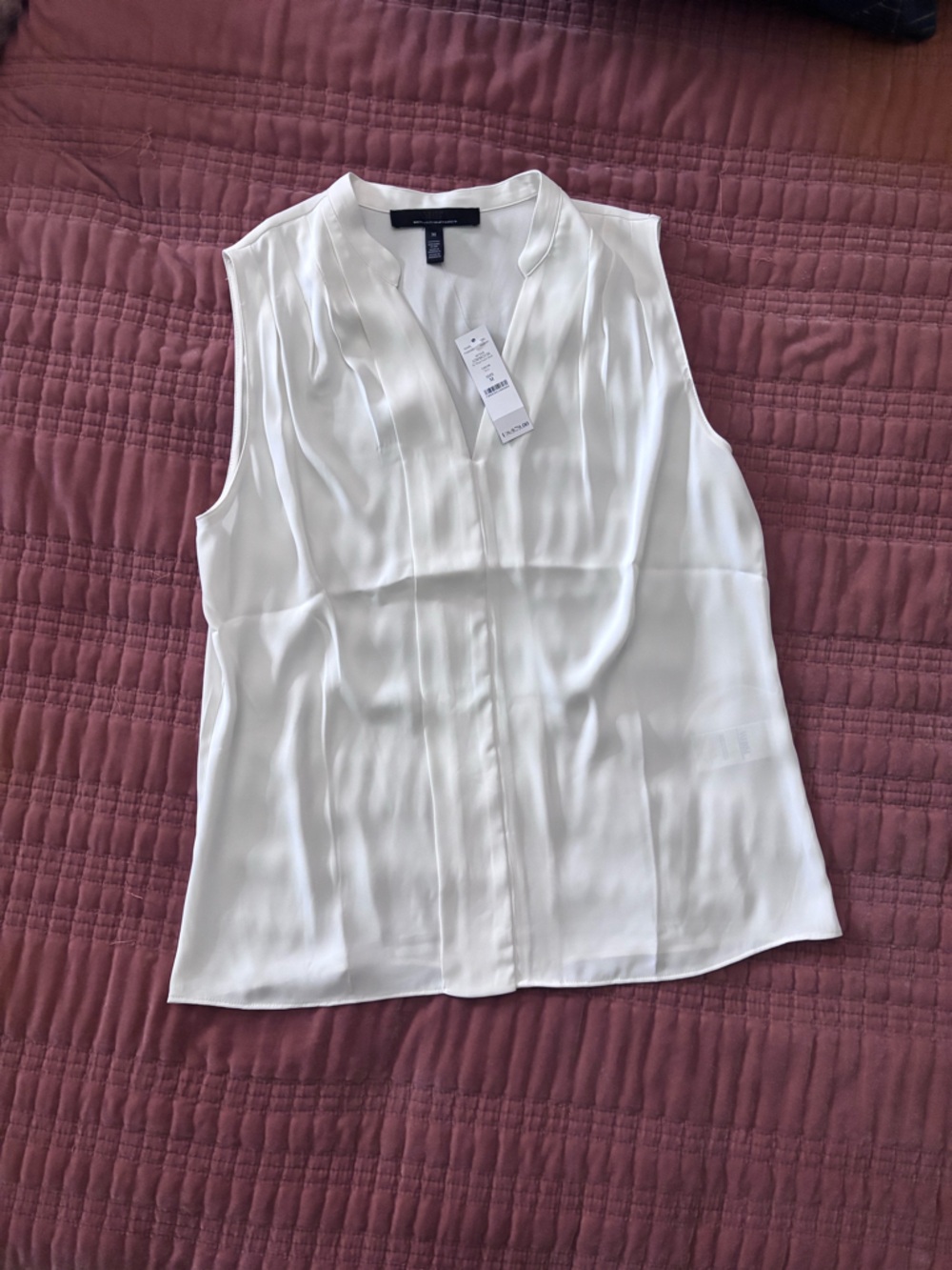 White House Black Market Sleeveless White Pleated V-Neck Blouse